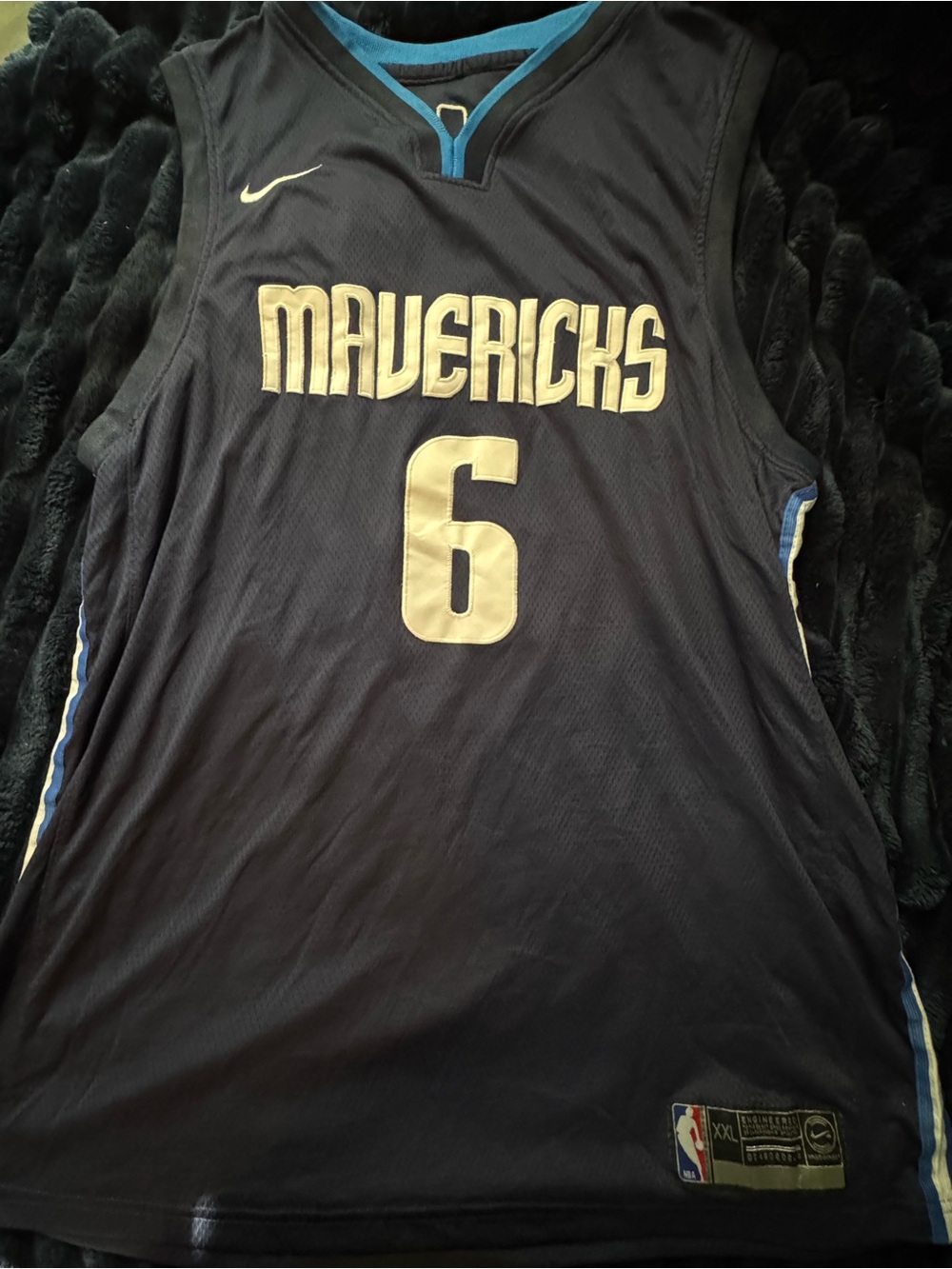 Kristaps Porzingis Mavericks Adult Swingman Basketball Jersey XXL